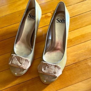 Sofft pumps